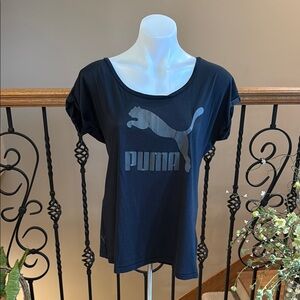 Puma top